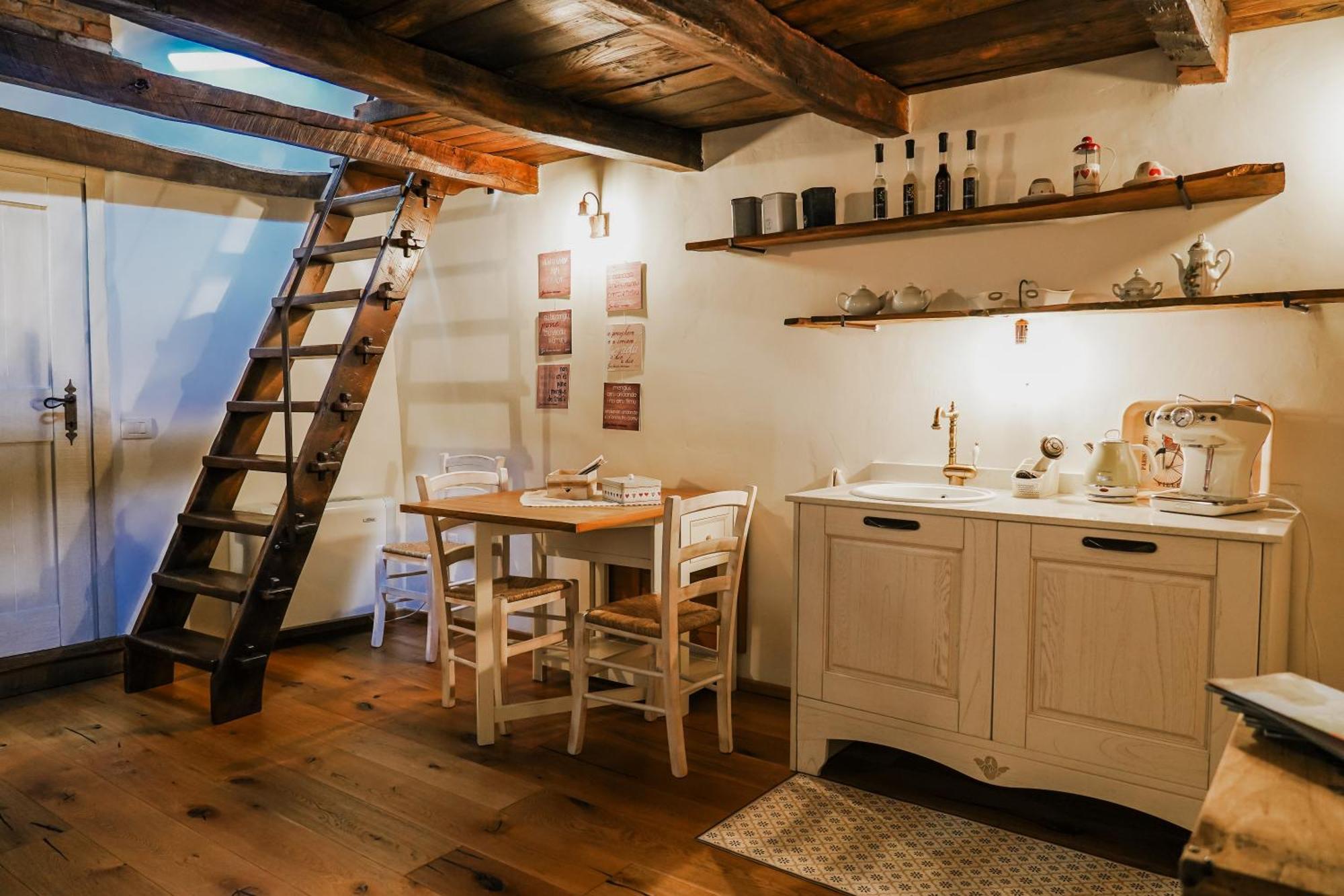 B&B E Home Restaurant S'Ispera Monolocale Uso Esclusivo Fonni Exterior photo